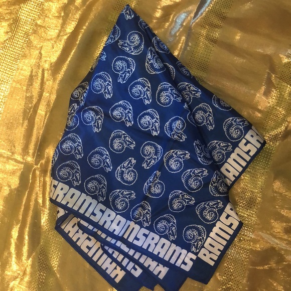 Square bandana - Picture 5 of 6